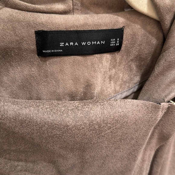Zara suede feel tan zip up jacket EUC - Picture 2 of 4